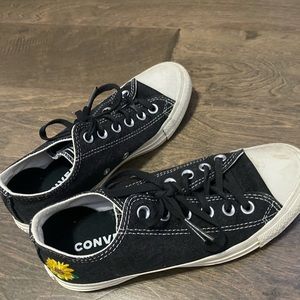 Converse black with sunflower women’s size 6.5